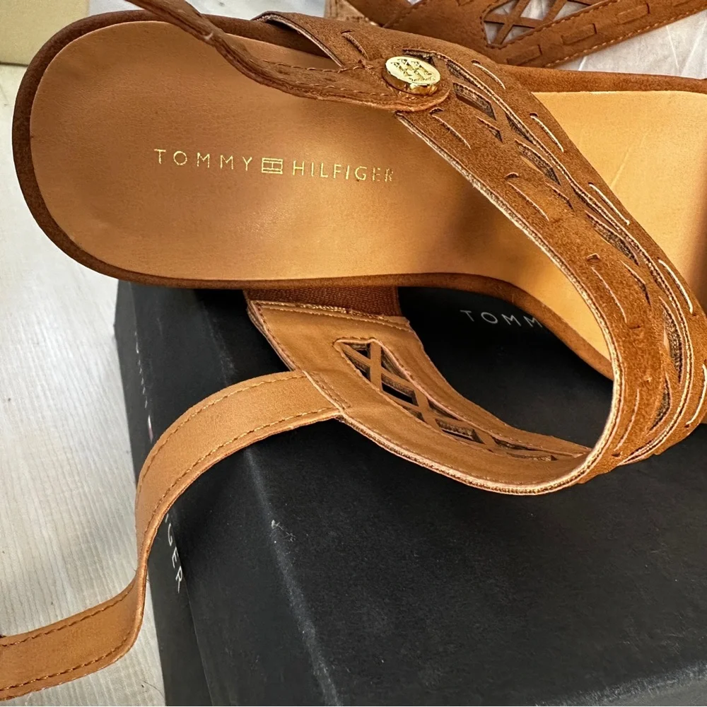 Like New Tommy Hilfiger Tan Cork Wedge Jenesis Sandals, 7.5